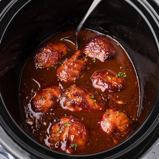 Slow Cooker BBQ Chicken Thighs