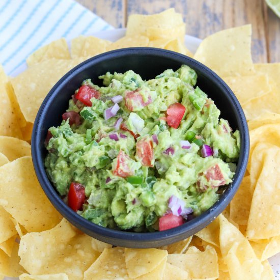 Easy Homemade Guacamole