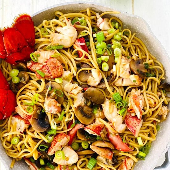 Garlic Lobster Noodles