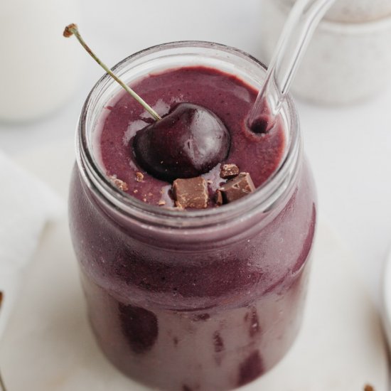 Chocolate Cherry Smoothie