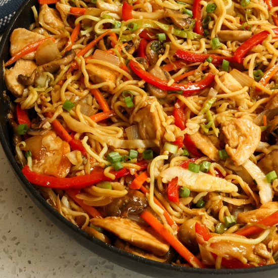 Chicken Lo Mein