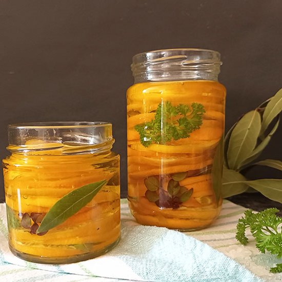 Preserved Lemons in Olive Oil