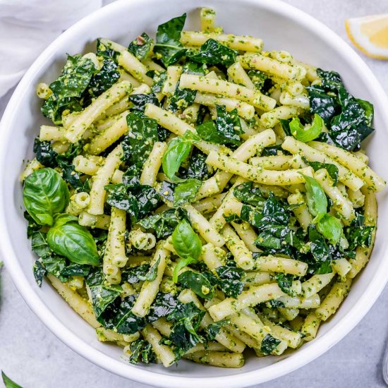 SIMPLE PESTO PASTA