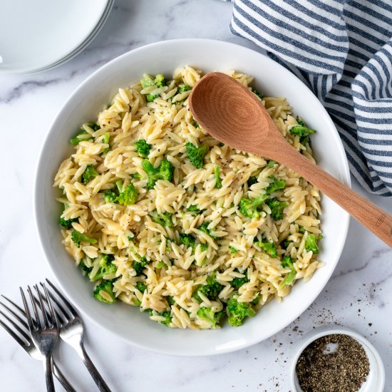 Broccoli Cheddar Orzo