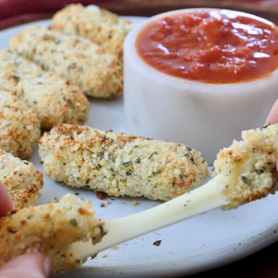 Air Fryer Mozzarella Sticks