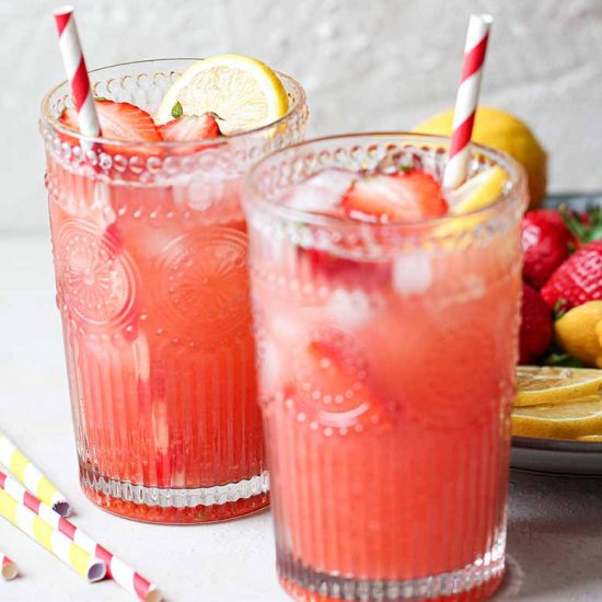 Sparkling Strawberry Lemonade