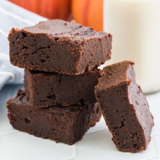 Pumpkin Brownies (2-Ingredients!)