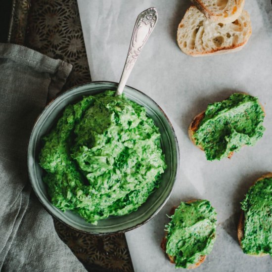 Avocado and Herb Green Salsa Recipe