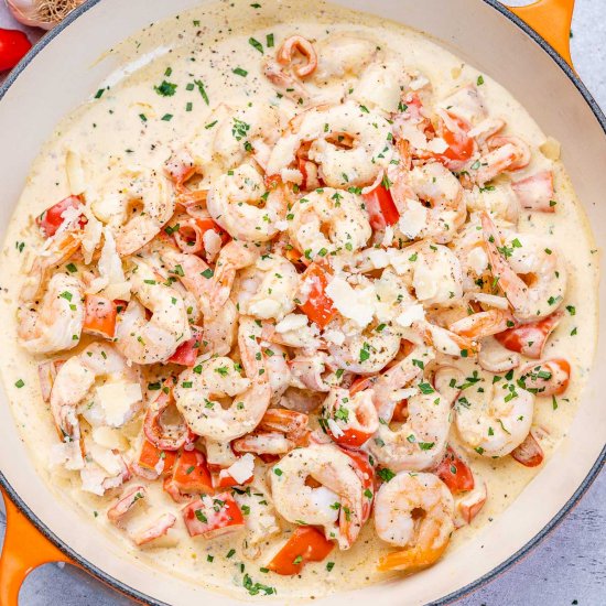 CREAMY GARLIC SHRIMP SKILLET