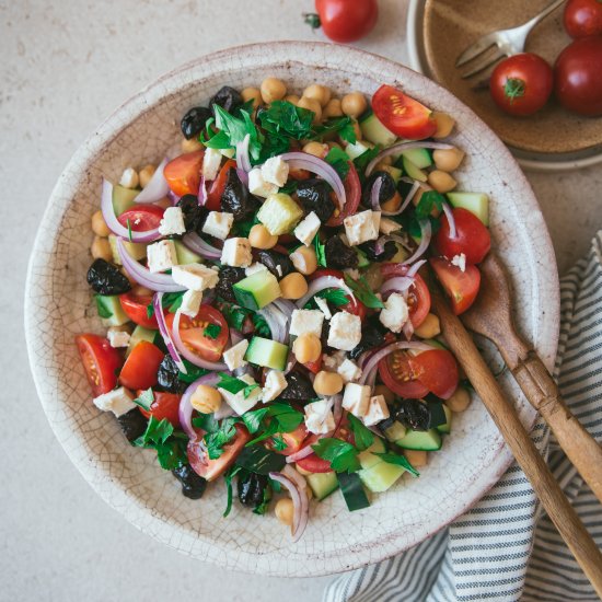 Mediterranean Chickpea Salad