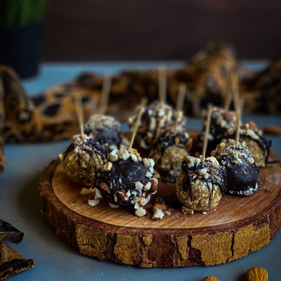 The Best No Bake Energy Balls