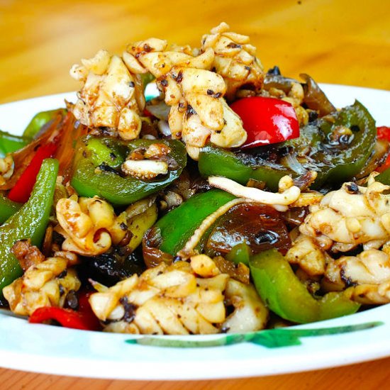 Stir-fried squid with black bean