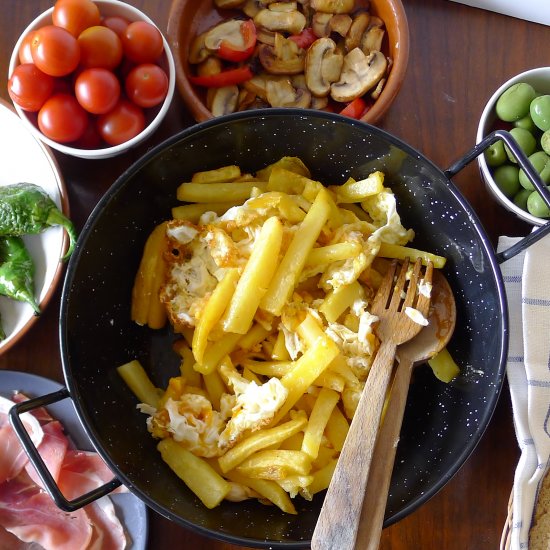 Fried Eggs with Fried Potatoes