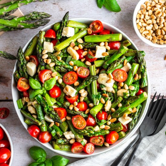 Asparagus Caprese Salad