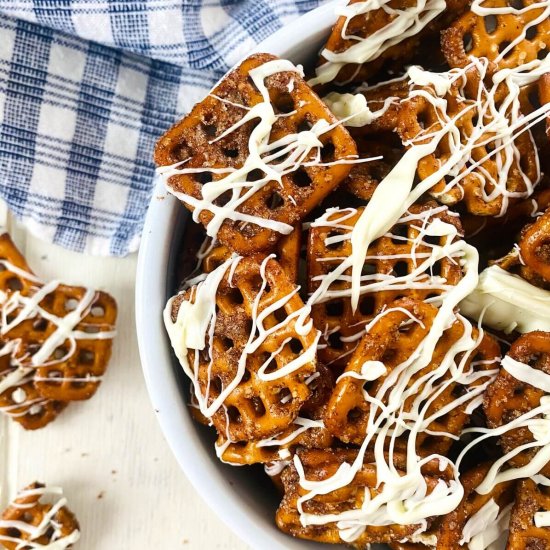 Pumpkin Spiced Pretzels