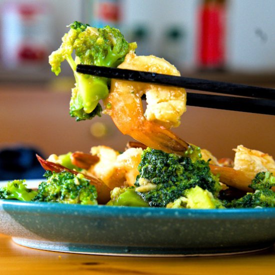 Shrimp and broccoli stir-fry