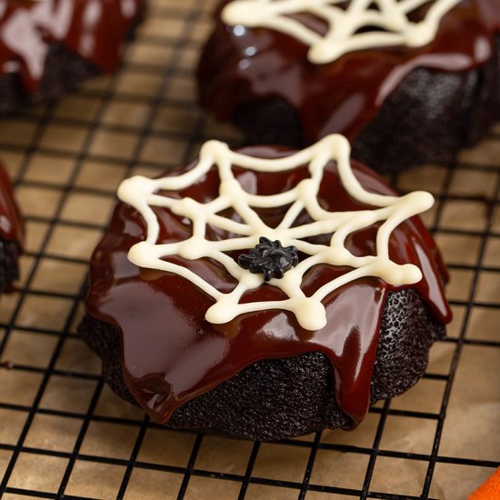 Mini Black Chocolate Bundt Cakes