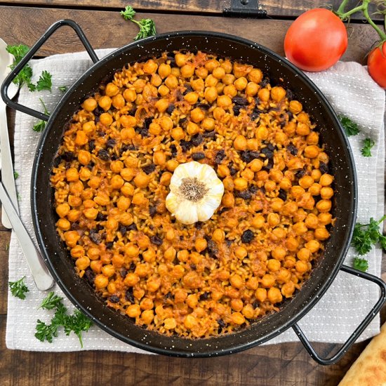 Baked Rice with Chickpeas & Raisins