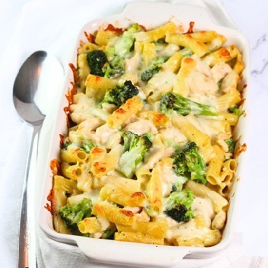 chicken broccoli alfredo baked ziti