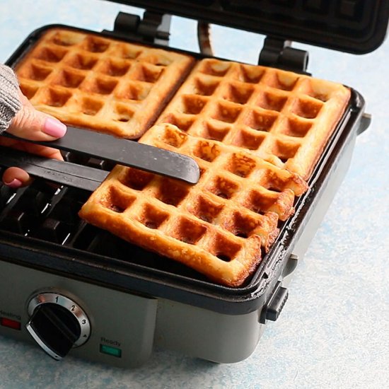 Eggless Waffles