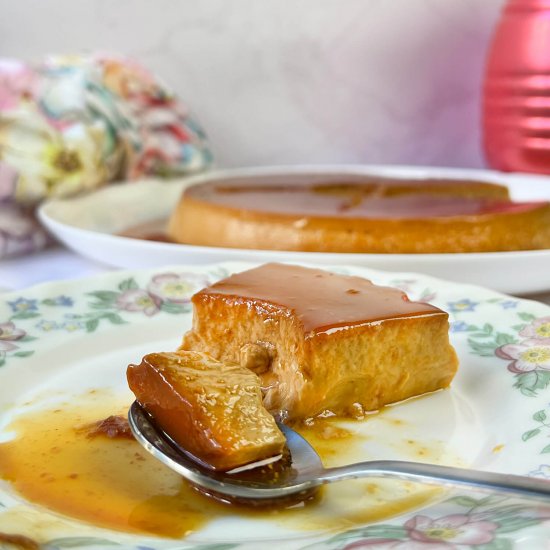 Dulce de leche creme caramel