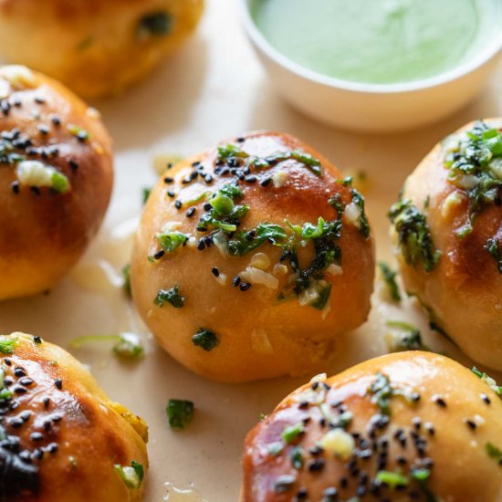 Achari Paneer Naan Bombs