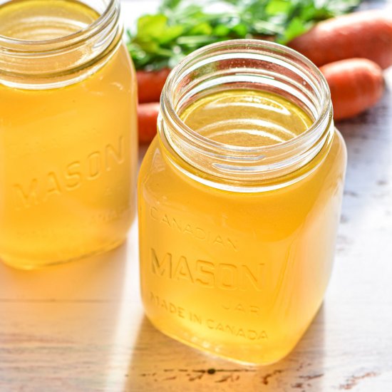 Low FODMAP Chicken Bone Broth