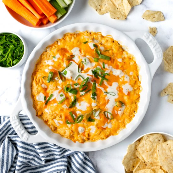 Greek Yogurt Buffalo Chicken Dip