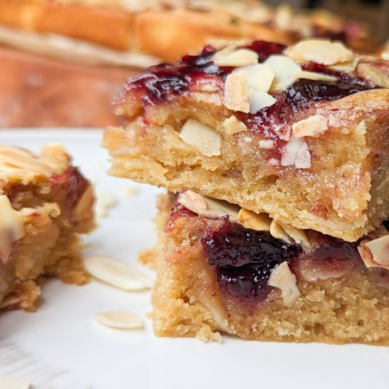 Vegan Bakewell Blondies