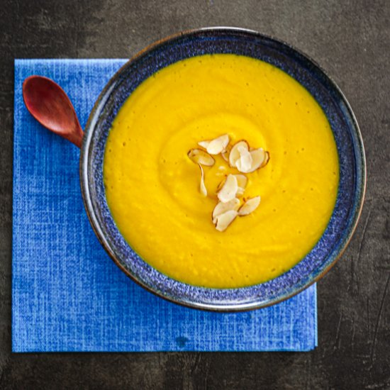 Vietnamese Corn and Pumpkin Soup