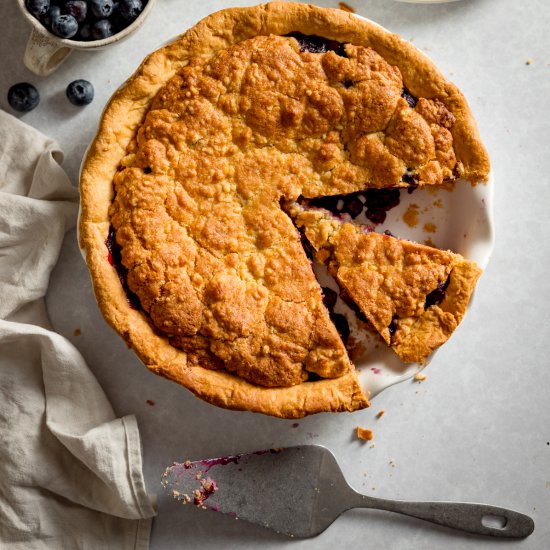 Blueberry Crumble Pie