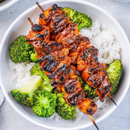 GRILLED BBQ CHICKEN SKEWERS