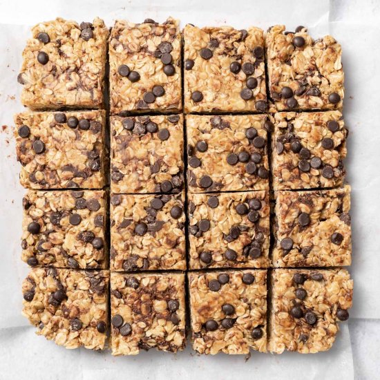 NO BAKE PEANUT BUTTER OATMEAL BARS