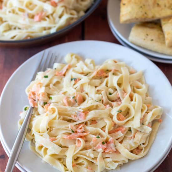 Healthy Creamy Salmon Pasta