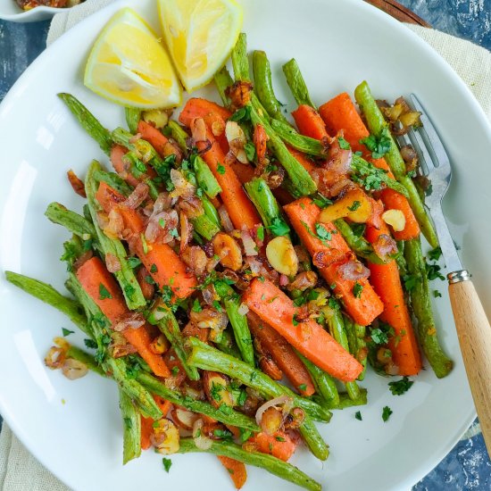 Roasted Green Beans and Carrots