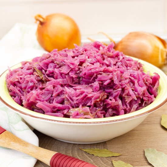 Stewed red cabbage