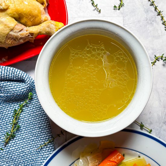 How to Make Classic Chicken Broth