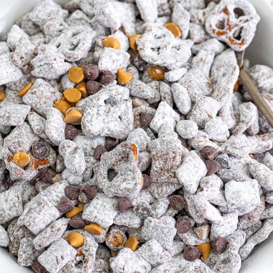 Muddy Buddies Chex Mix