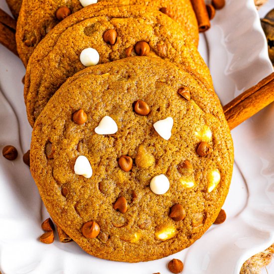 White Chocolate Gingerbread Cookies