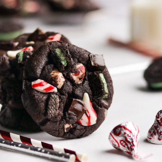 Loaded Peppermint Bark Cookies