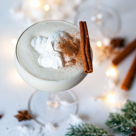 10-minute Easy Vegan Eggnog