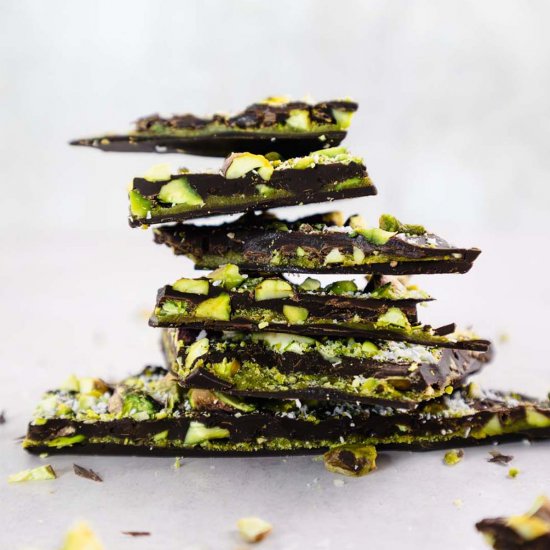 Salted Pistachio Chocolate Bar