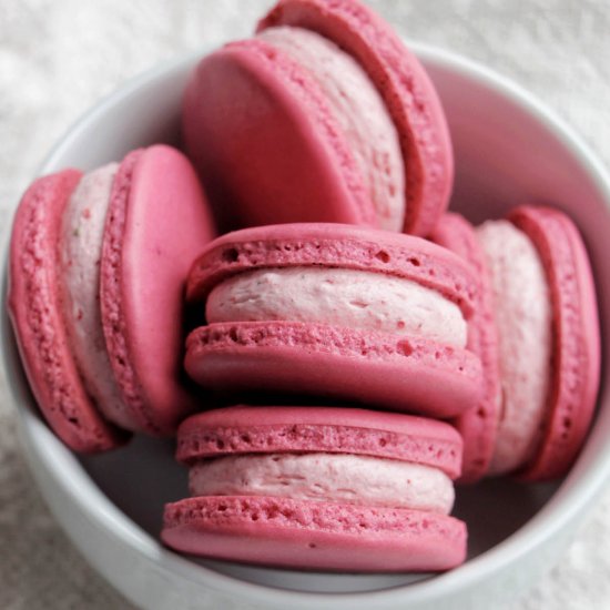 Strawberry Cream Macaron Filling