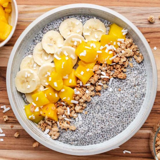 Breakfast chia bowl