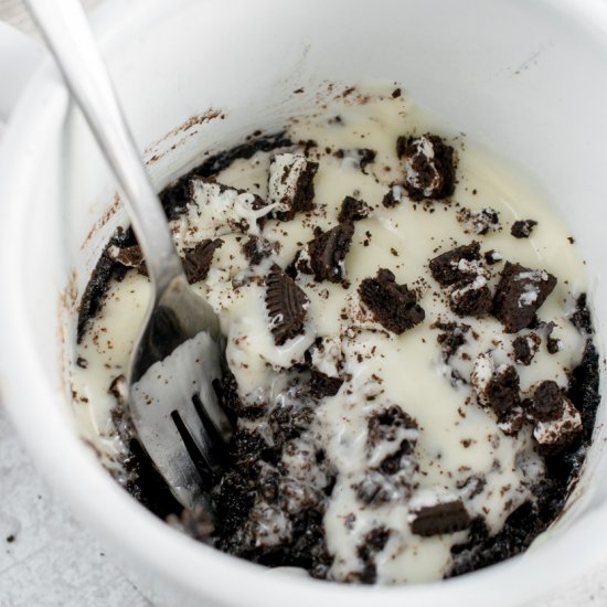 Easy Oreo Mug Cake