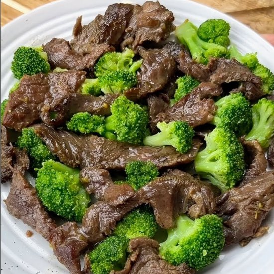 Slow Cooker Beef & Broccoli