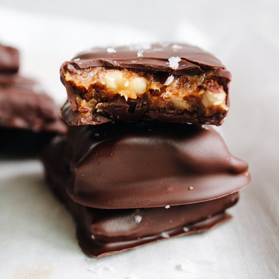 Chocolate Date Bars