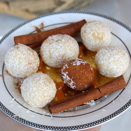 Easy Coconut Balls No-Bake