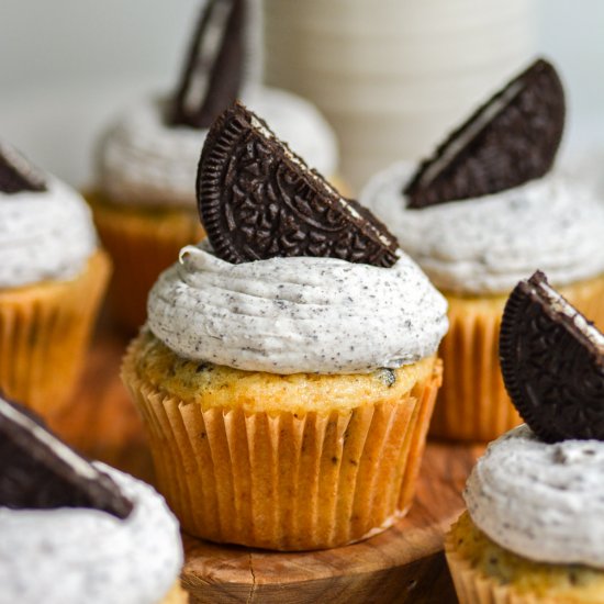 Vegan Oreo Cupcakes