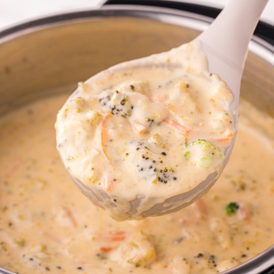 Instant Pot Broccoli Cheddar Soup